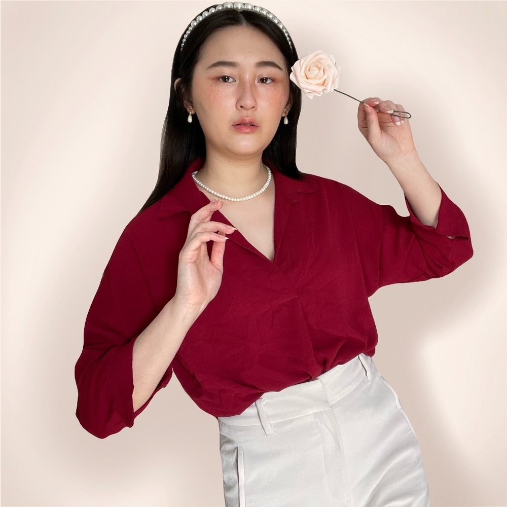 Vintage wine red collared long sleeve blouse.